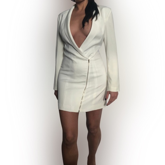 By The Way white Blazer dress, size small - Picture 2 of 3